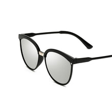 Load image into Gallery viewer, Cat Eye Vintage Sunglasses